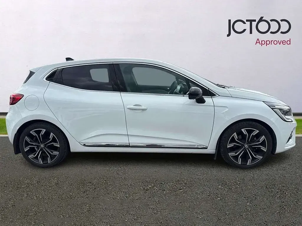 Usado Renault Clio V Techno 143 HP (105 kW) 2023 Branco Citadino
