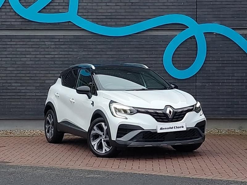 White Used 2022 Renault Captur R.S. SUV | £15,698 (Fair price) - Image 1/4