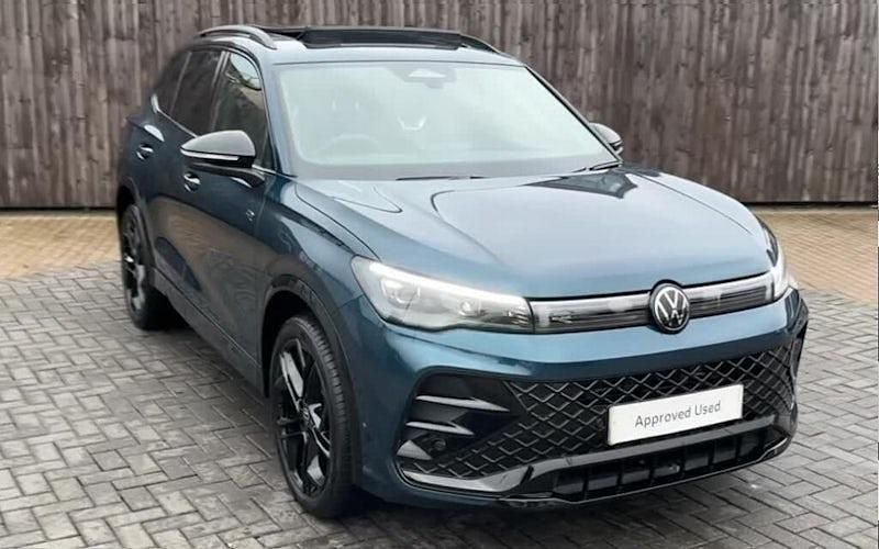 Used 2025 VW Tiguan R-line SUV | £35,999 (Fair price) - Image 1/4