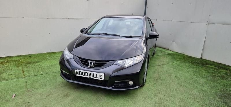 Used Honda Civic ES 118 HP (86 kW) 2013 Black Hatchback