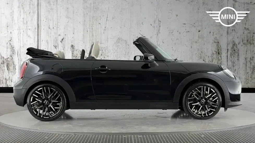 Used Mini Cooper Cabriolet 161 HP (118 kW) 2025 Black Cabriolet