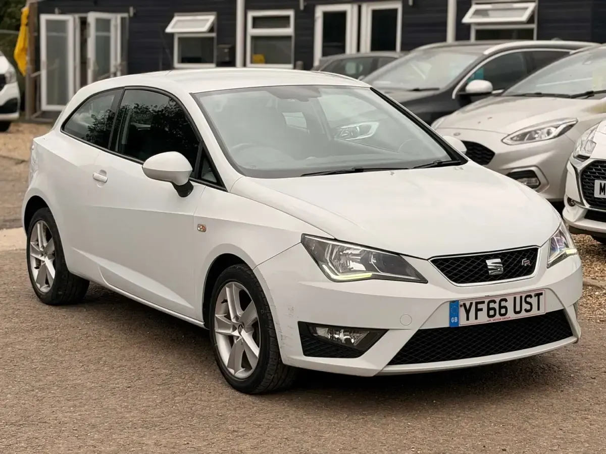 Used Seat Ibiza FR 90 HP (66 kW) 2016 White Hatchback