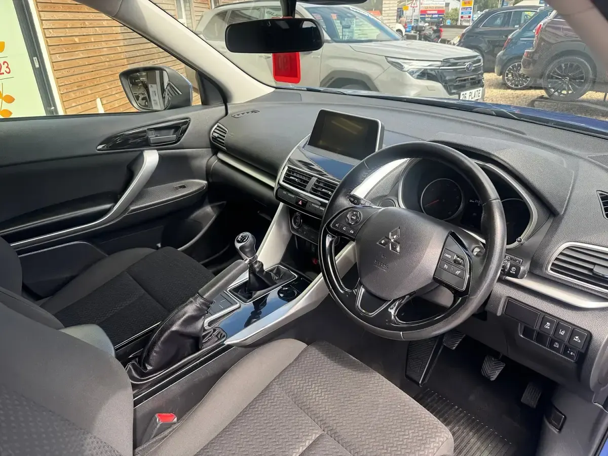 Used Mitsubishi Eclipse Cross 163 HP (119 kW) 2019 Blue SUV