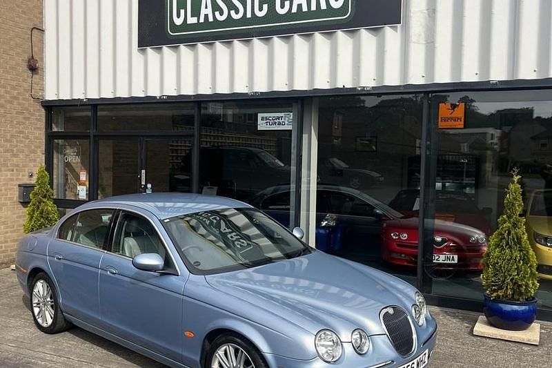 Blue Used 2006 Jaguar S-Type SE Sedan | £5,750 (A bit pricey) - Image 1/1