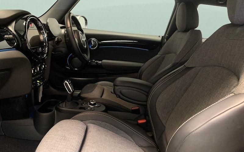 Used Mini Cooper Level 2 135 kW (184 HP) 2023 Hatchback