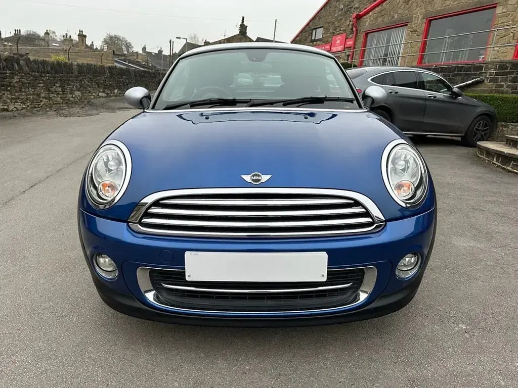 Begagnad Mini Cooper Coupé 121 HK (88 kW) 2012 Blå Sportkupé