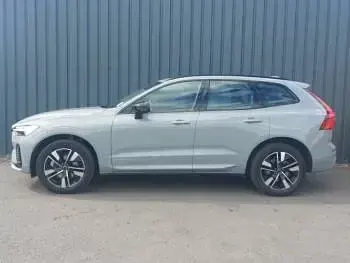 Used Volvo XC60 Plus 250 HP (183 kW) 2025 Grey SUV