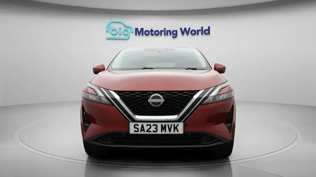 Used Nissan Qashqai N-Connecta 140 HP (102 kW) 2023 Red SUV