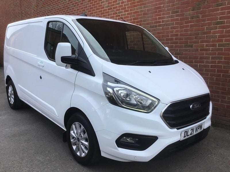 Used Ford Transit Custom Limited 126 HP (92 kW) 2021 White Van