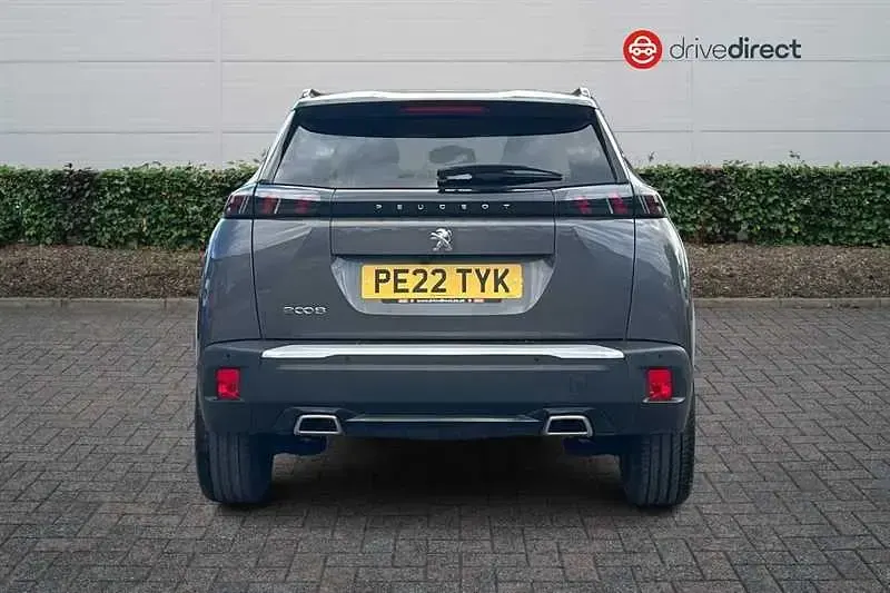 Usado Peugeot 2008 Allure 130 HP (95 kW) 2022 Cinzento SUV
