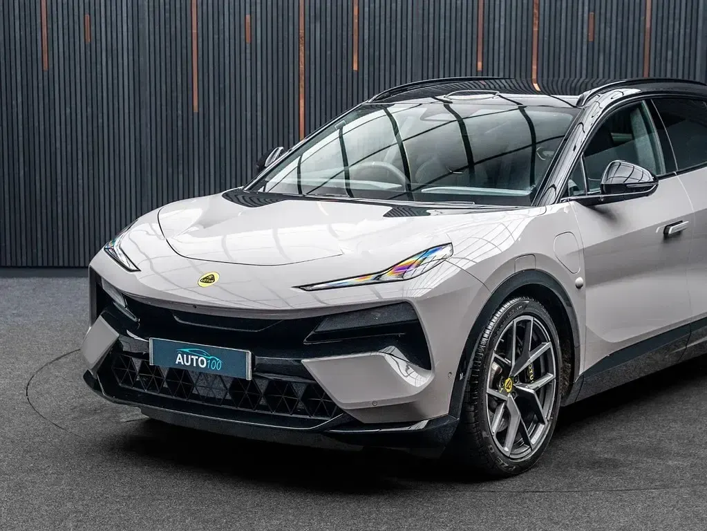 Used Lotus Eletre 22 kW (30 HP) 2024 SUV