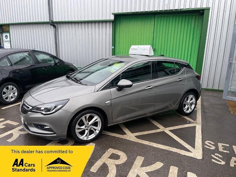 Used Vauxhall Astra SRi 150 HP (110 kW) 2017 Grey Hatchback