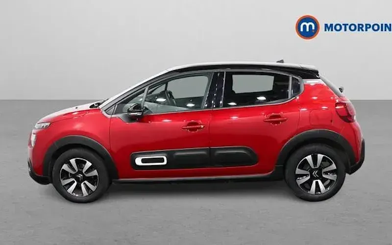 Usado Citroën C3 PureTech 83 CV (61 kW) 2024 Rojo Utilitario