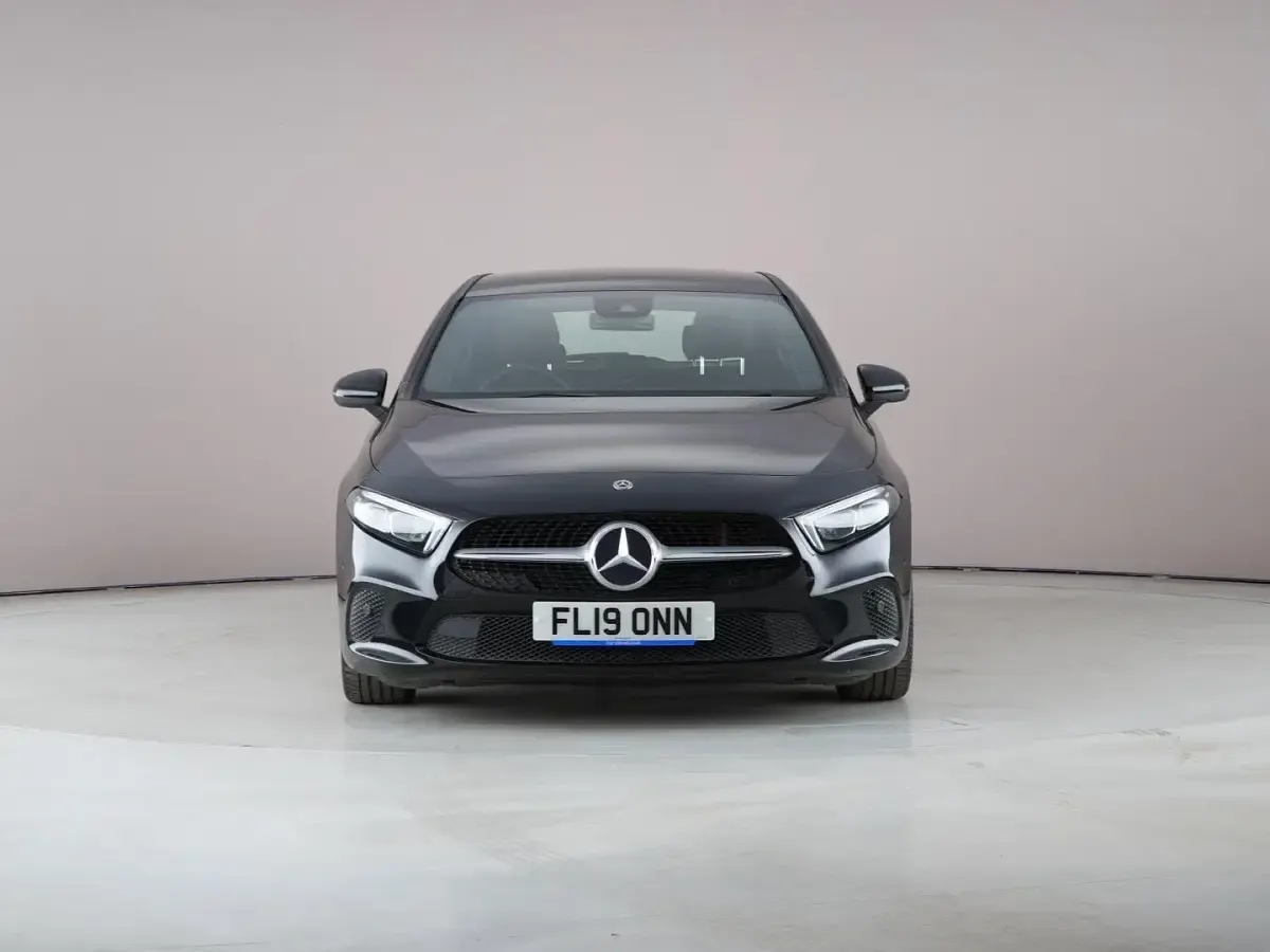 Used Mercedes A180 Executive 136 HP (100 kW) 2019 Black Hatchback