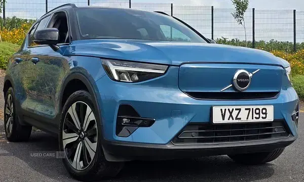 Used Volvo XC40 Plus 169 kW (231 HP) 2022 Blue SUV