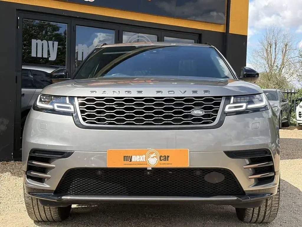 Used Land Rover Range Rover Velar HSE Dynamic 300 HP (220 kW) 2019 Silver SUV