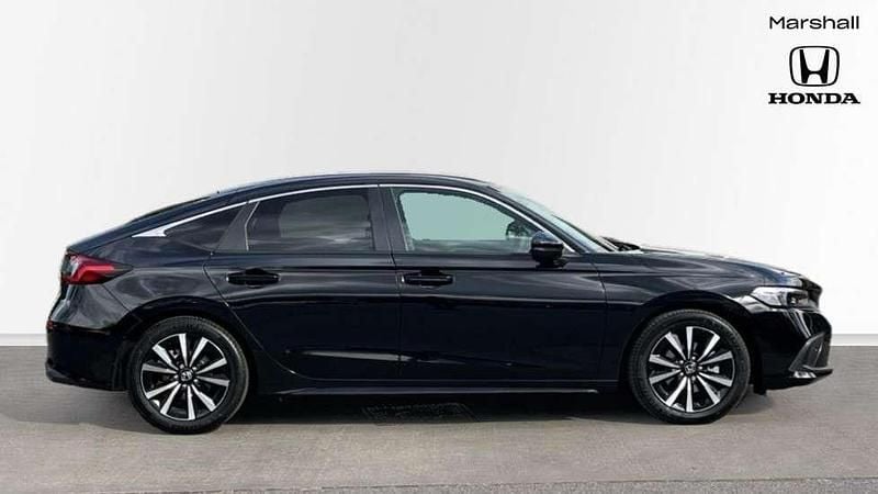 Used Honda Civic Elegance 143 HP (105 kW) 2025 Premium paint  crystal black Hatchback