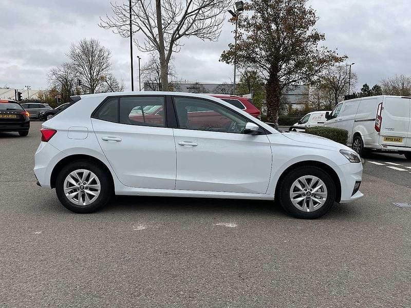 Used Skoda Fabia SE 85 HP (62 kW) 2025 Moon white metallic Hatchback