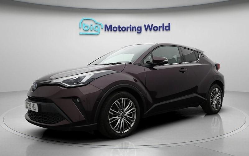 Used Toyota C-HR 122 HP (89 kW) 2023 SUV