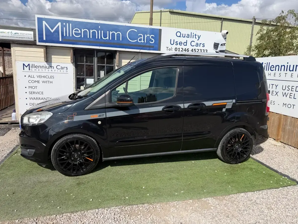 Used Ford Transit Courier Trend 95 HP (69 kW) 2015 Black Van