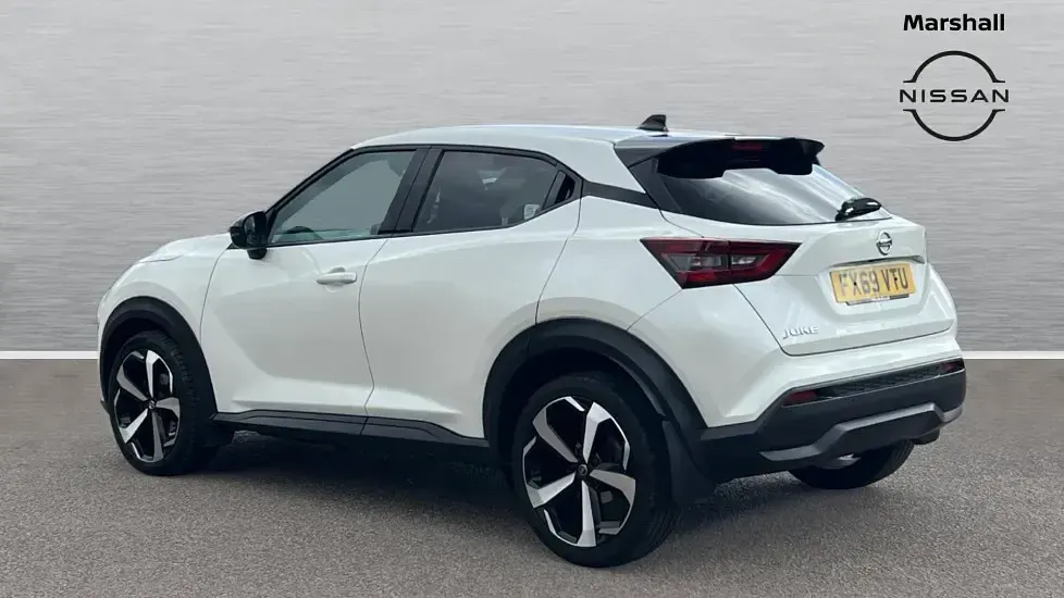 Used Nissan Juke N-Connecta 117 HP (86 kW) 2019 White SUV