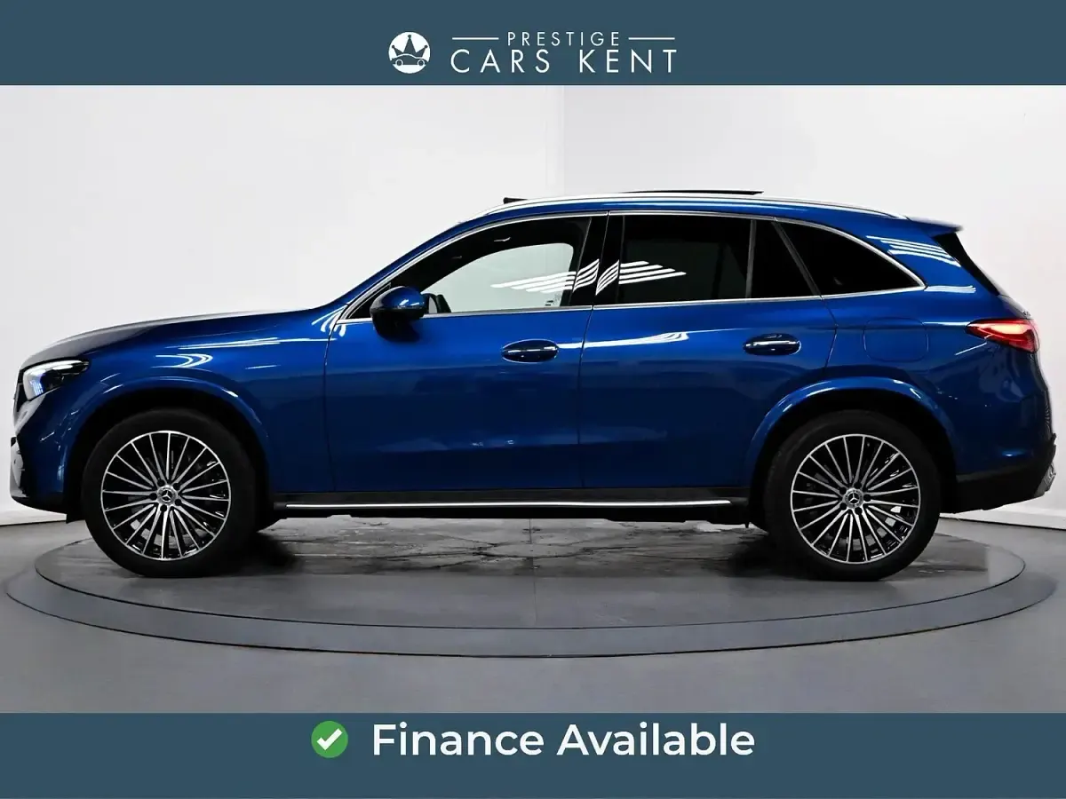 Used Mercedes GLC300e AMG line 2023 Blue SUV