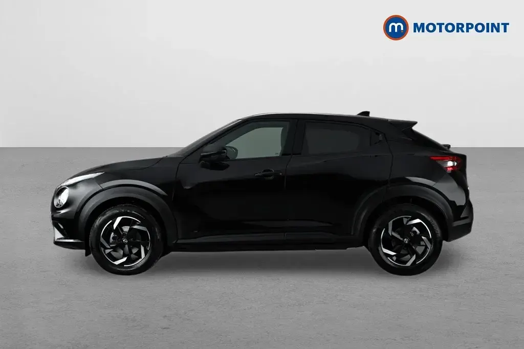 Gebraucht Nissan Juke N-Connecta 114 PS (83 kW) 2023 Schwarz SUV