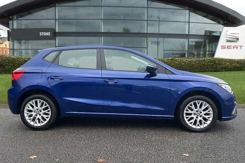 Used Seat Ibiza SE Technology 94 HP (69 kW) 2021 Blue Hatchback