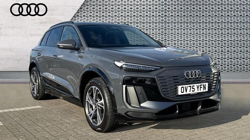 Magnet grey Used 2025 Audi Q6 e-tron S-Line SUV | £54,618 (Super price) - Image 1/4