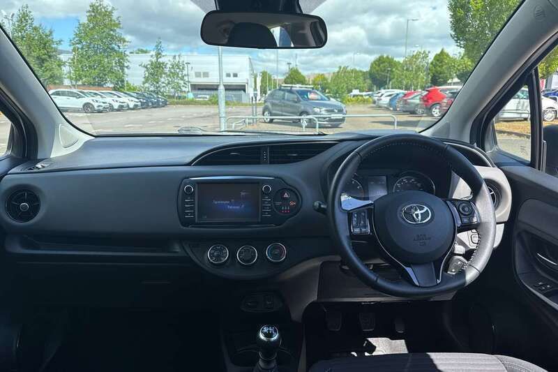 Image 3/4