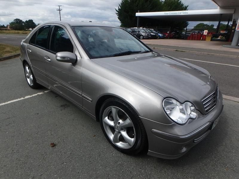 Silver Used 2006 Mercedes C180 Avantgarde Sedan | £2,950 (Expensive) - Image 1/4