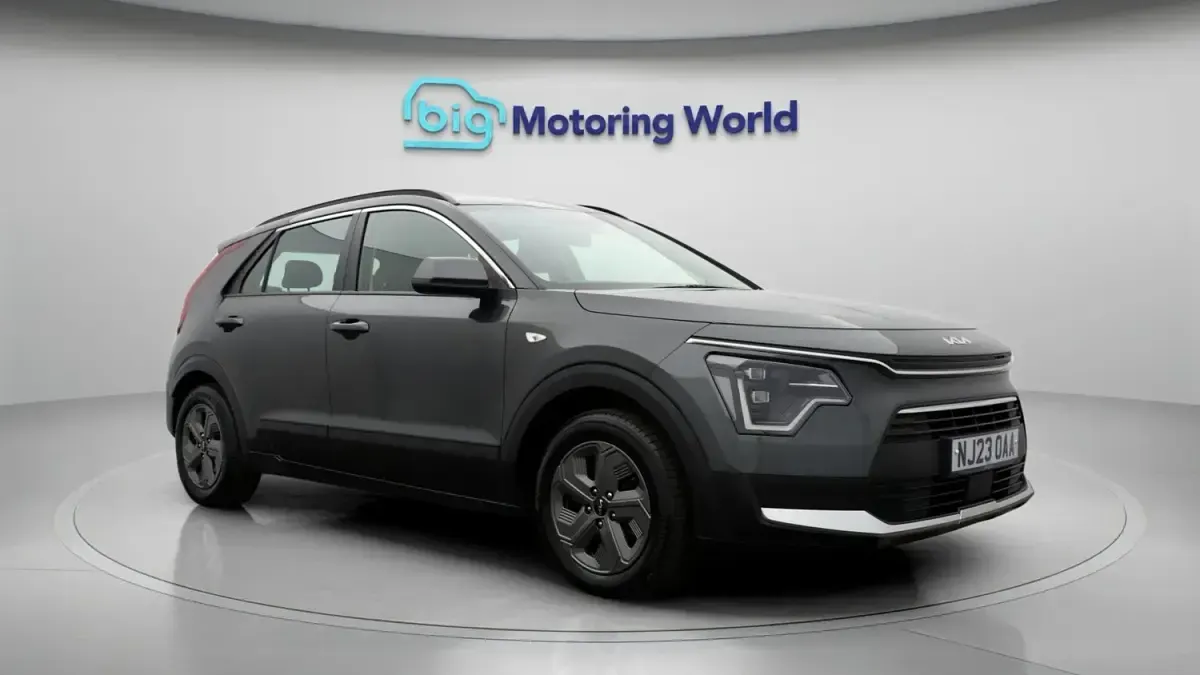 Gebraucht Kia Niro 141 PS (103 kW) 2023 SUV