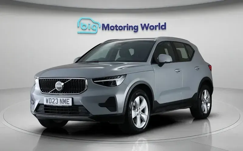 Used Volvo XC40 Core 163 HP (119 kW) 2026 SUV