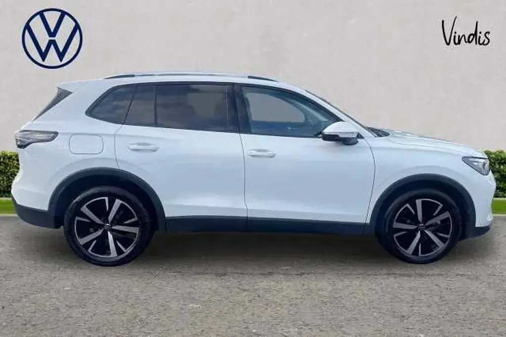 Usado VW Tiguan Match 150 CV (110 kW) 2025 Blanco SUV