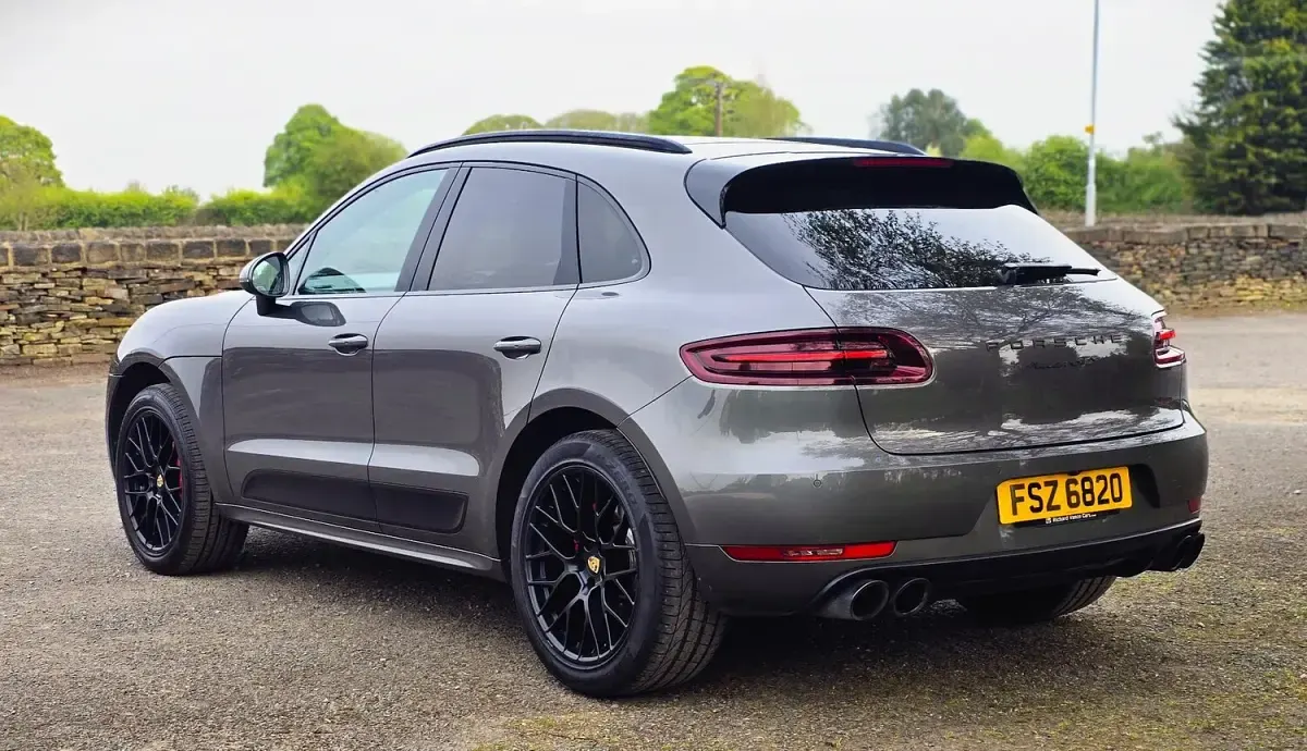 Used Porsche Macan 360 HP (264 kW) 2018 Grey SUV