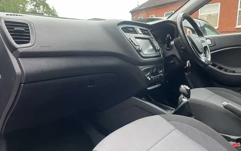 Used Hyundai i20 84 HP (61 kW) 2020 Hatchback