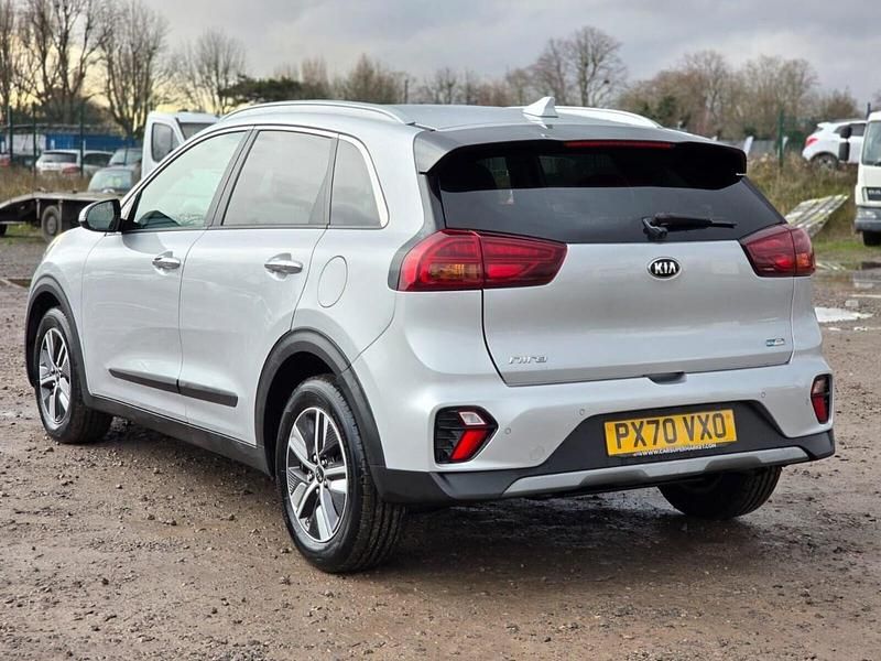 Used Kia Niro 139 HP (102 kW) 2020 Silver SUV