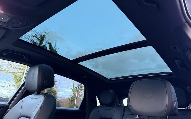 Used Porsche Cayenne S E-Hybrid Black Edition 519 HP (381 kW) 2025 SUV