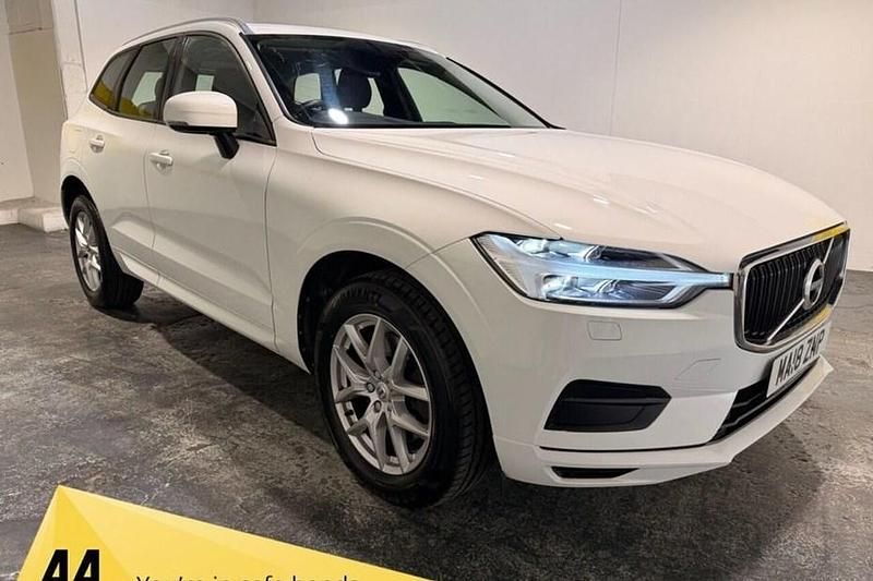 Used Volvo XC60 Momentum 190 HP (139 kW) 2018 White SUV