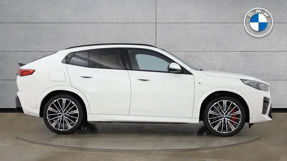 Used BMW iX2 M Sport 227 kW (309 HP) 2025 White SUV