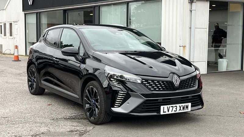 Metallic diamond black Used 2023 Renault Clio V Esprit Alpine Hatchback | £19,221 (A bit pricey) - Image 1/1