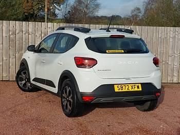 Used Dacia Sandero Journey 100 HP (73 kW) 2023 White Hatchback