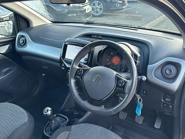 Used Citroën C1 Flair 68 HP (50 kW) 2015 Black Hatchback