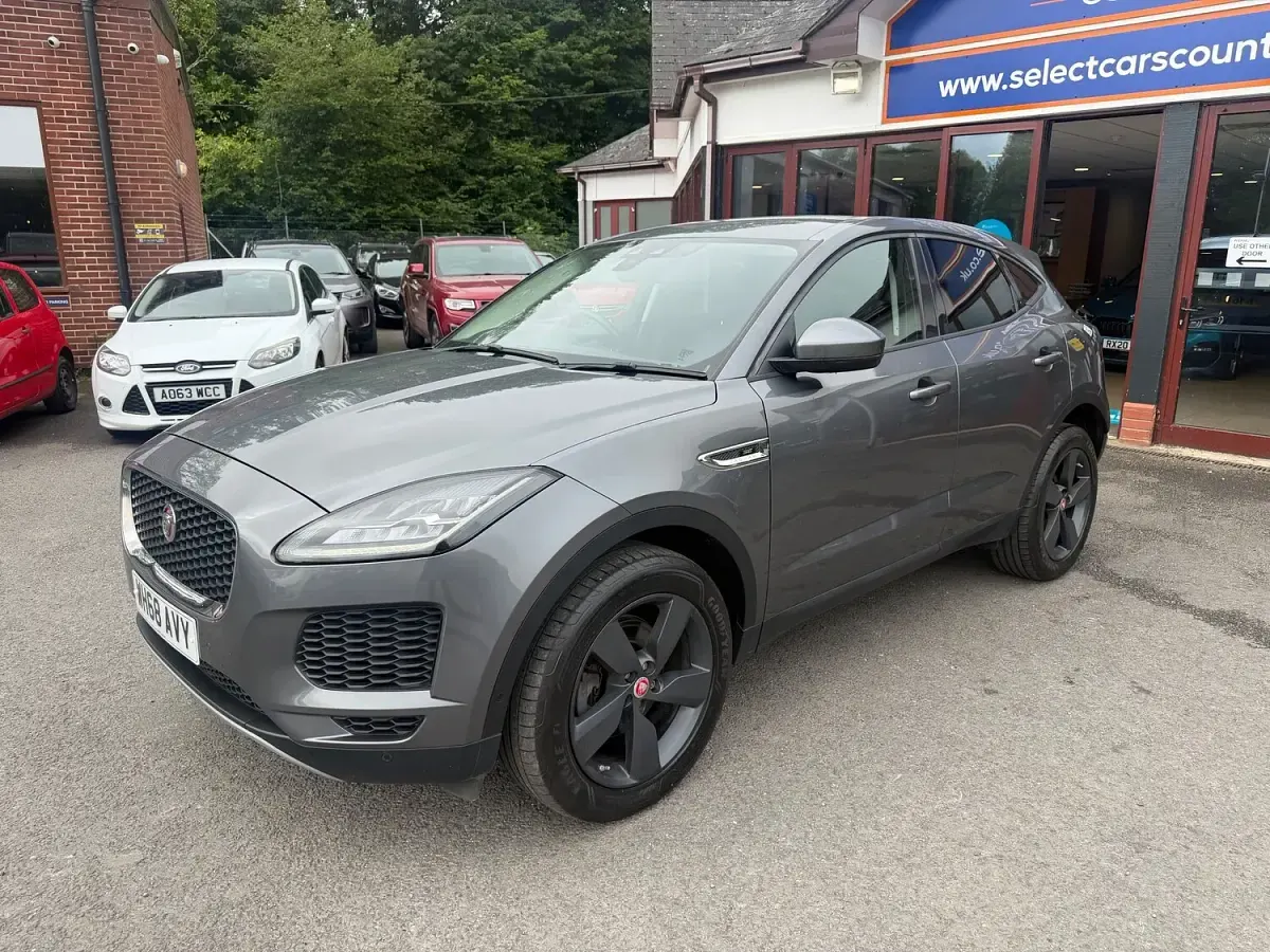 Used Jaguar E-Pace SE 150 HP (110 kW) 2018 Grey SUV