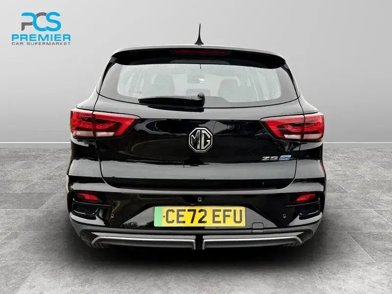 Used MG ZS SE 114 kW (156 HP) 2022 Black SUV