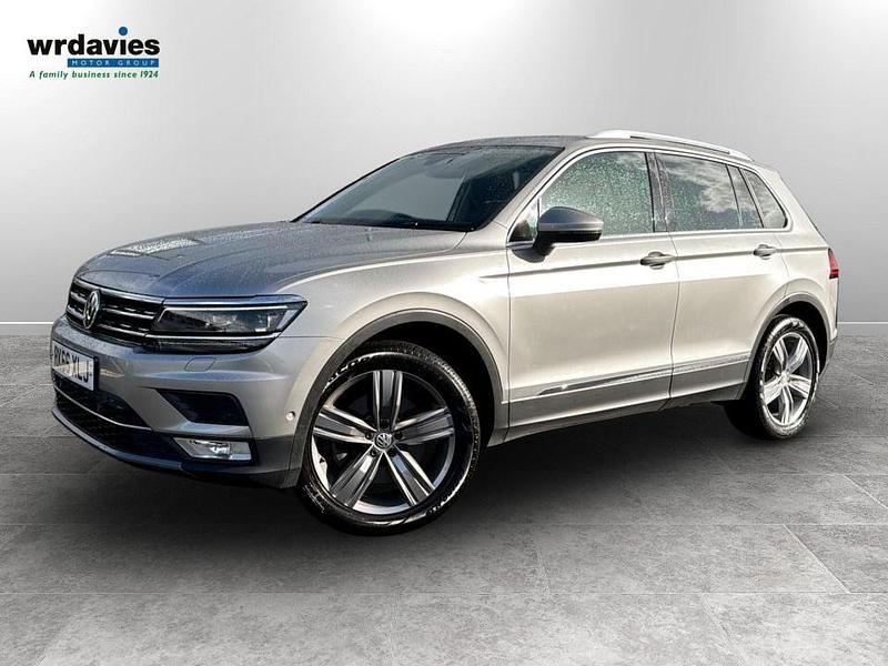 Used VW Tiguan SEL 180 HP (132 kW) 2016 Silver SUV