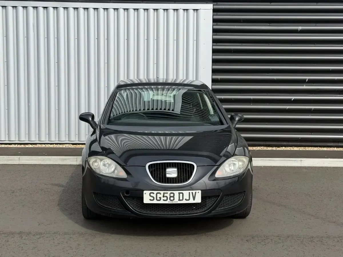 Używany Seat Leon 102 KM (75 kW) 2008 Czarny Hatchback