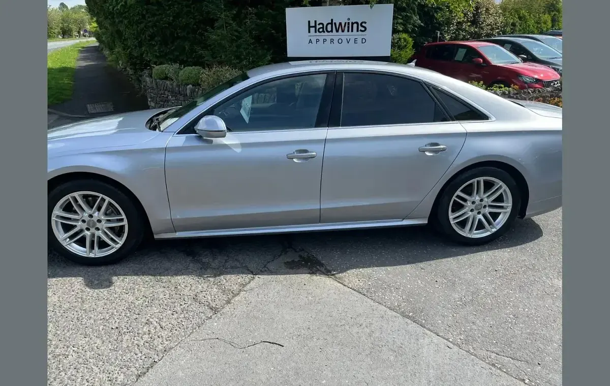 Used Audi A8 Sport 258 HP (189 kW) 2016 Silver Sedan