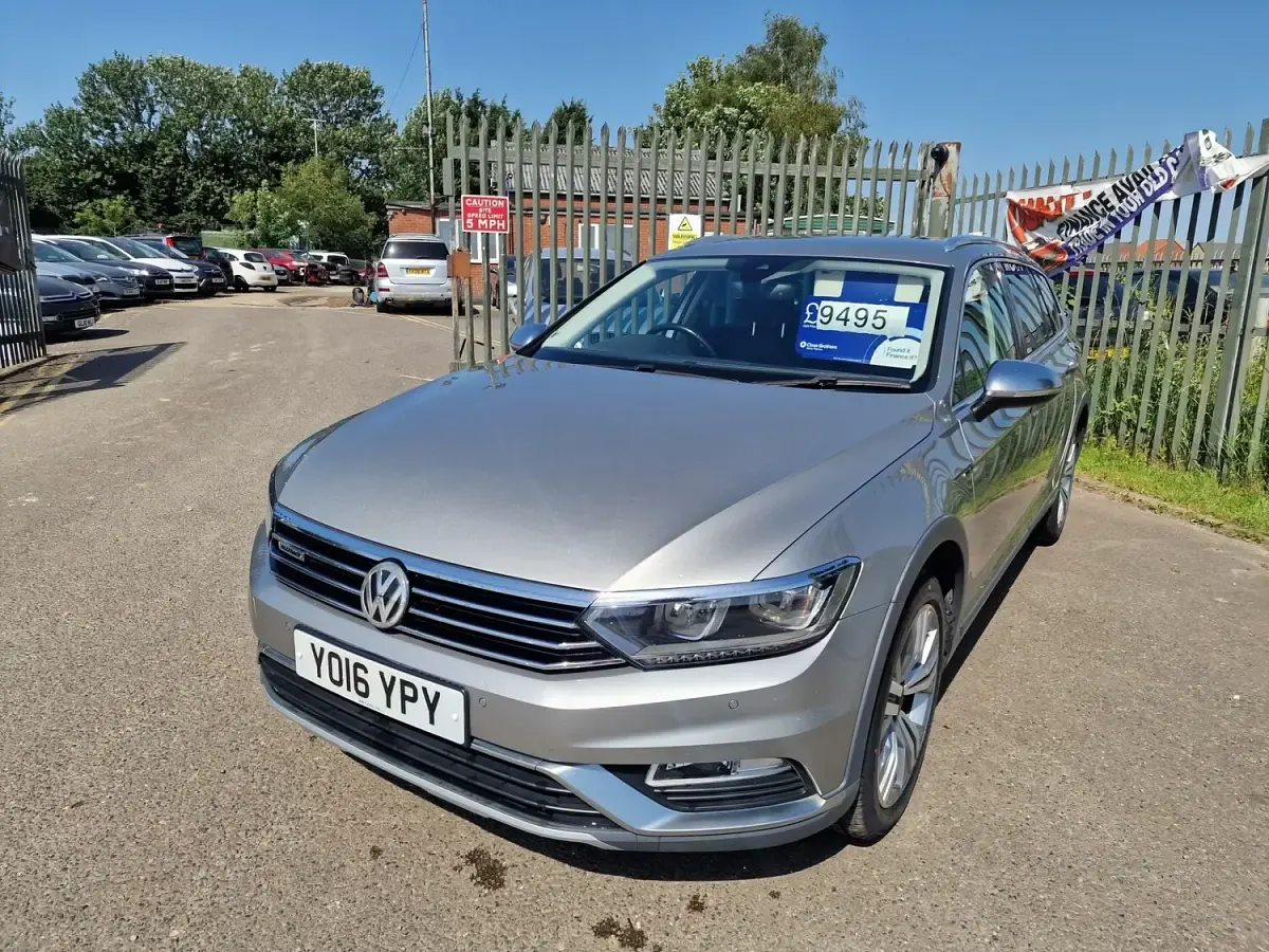 Used VW Passat 2016 Silver Estate