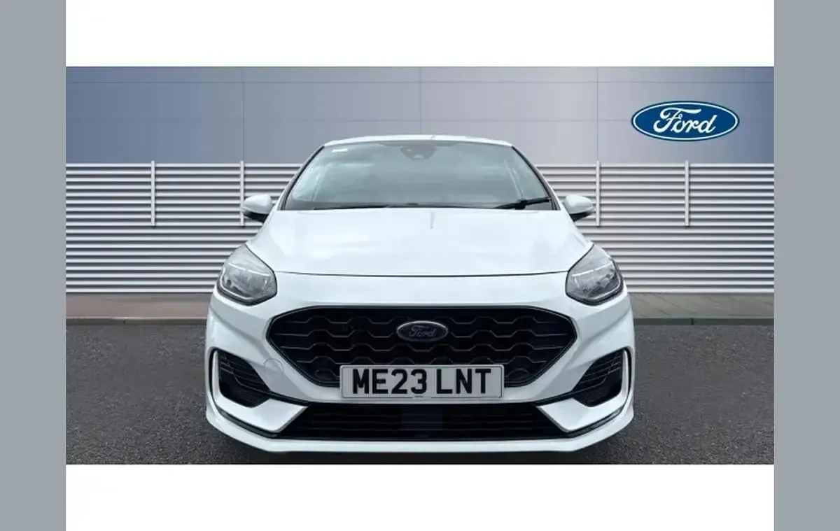 Used Ford Fiesta ST-Line 123 HP (90 kW) 2023 White Hatchback